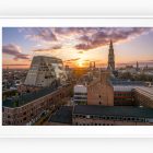 Foto van het Forum Groningen - Avondschemering